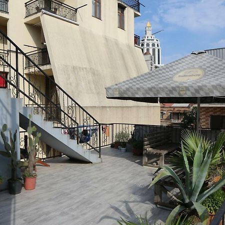 Duru'S Apartment With 3 Bedrooms Batumi Luaran gambar
